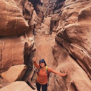 Meet your Posher, Elie